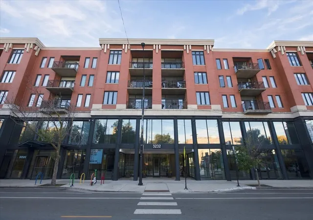 3232-n-halsted-st-d406-chicago-il-60657/hzid_7ad994bb