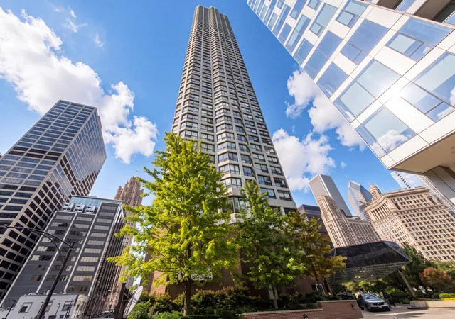 405-n-wabash-ave-4004-chicago-il-60611/hzid_b20f0c67
