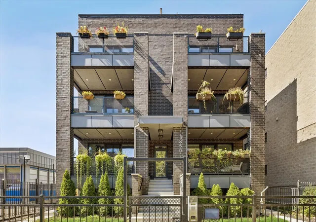 4858-n-kenmore-ave-2n-chicago-il-60640/hzid_76768446