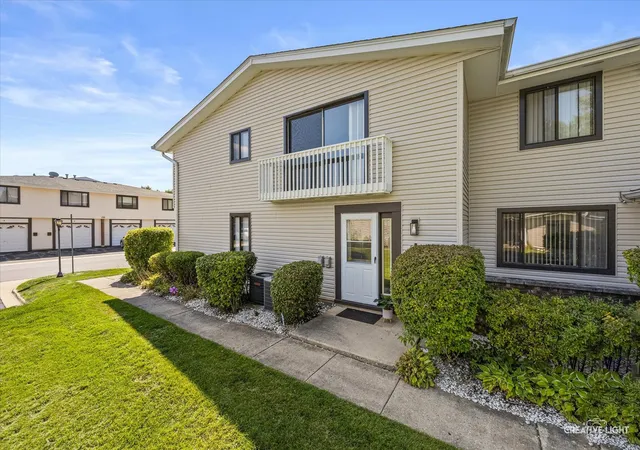 131-fairlane-ct-d-bloomingdale-il-60108/hzid_2fb8cdbd