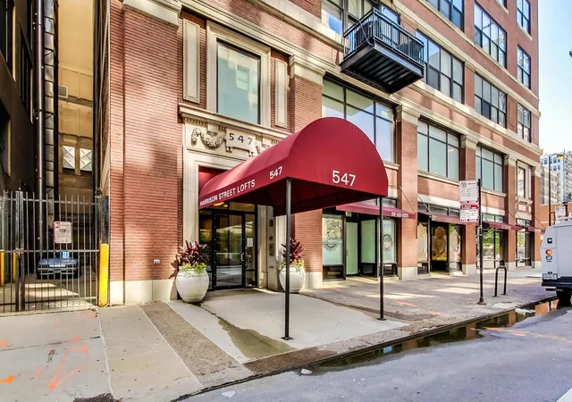 547-s-clark-st-401-chicago-il-60605/hzid_2e28da3b