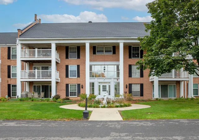5601-carriageway-dr-212b-rolling-meadows-il-60008/hzid_d2913434