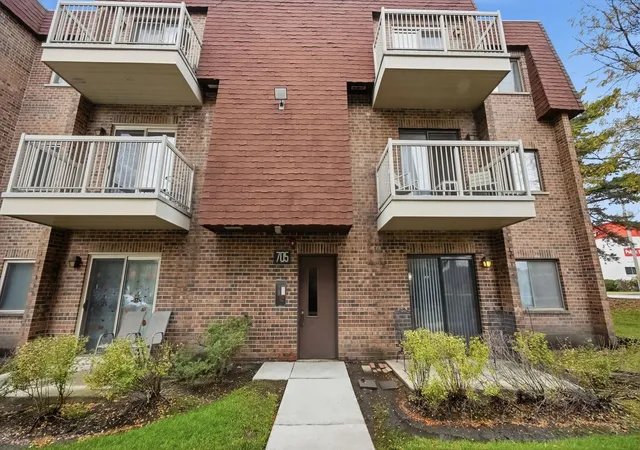 705-w-central-rd-b1-mount-prospect-il-60056/hzid_5820167e