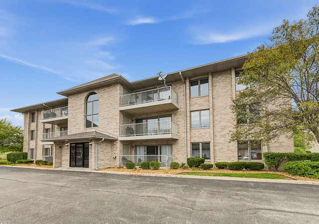 1053-ashley-ct-s-2a-lockport-il-60441/hzid_e4e07bd9