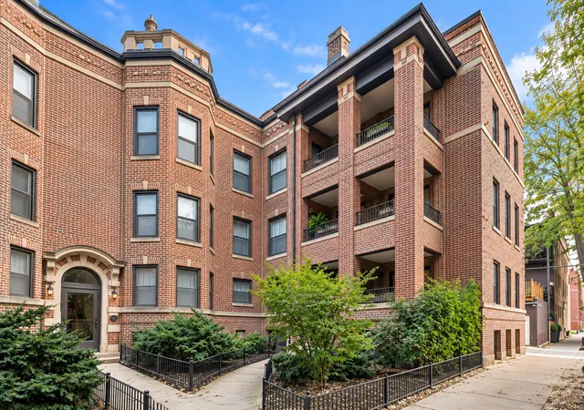 914-w-schubert-ave-1-chicago-il-60614/hzid_09d3b103