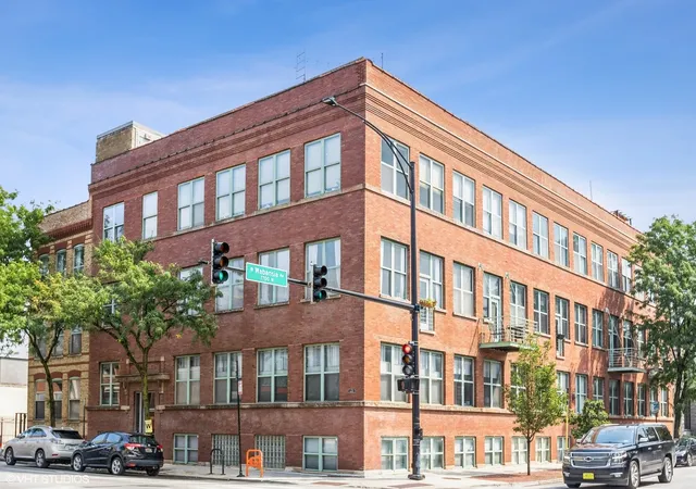1701-n-damen-ave-204-chicago-il-60647/hzid_35874c30