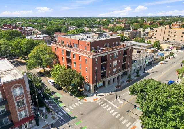 5300-n-lincoln-ave-5c-chicago-il-60625/hzid_d98200c3