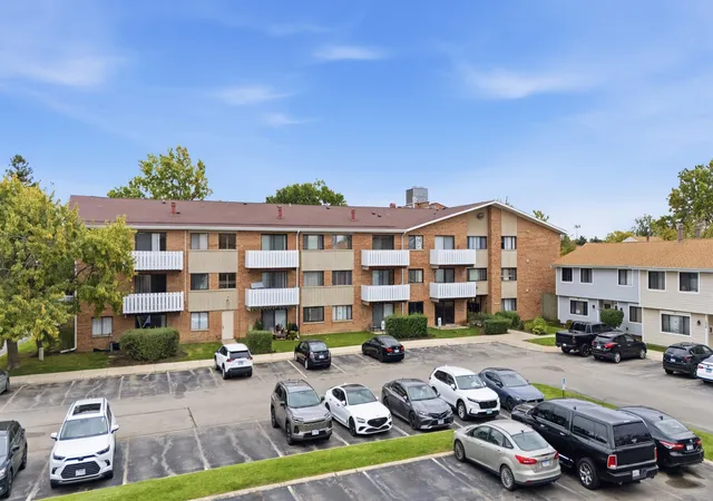 2000-bayside-dr-114-palatine-il-60074/hzid_fac55a38