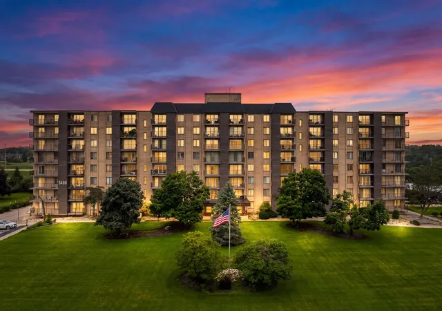 5400-walnut-ave-410-downers-grove-il-60515/hzid_2c53a4d9