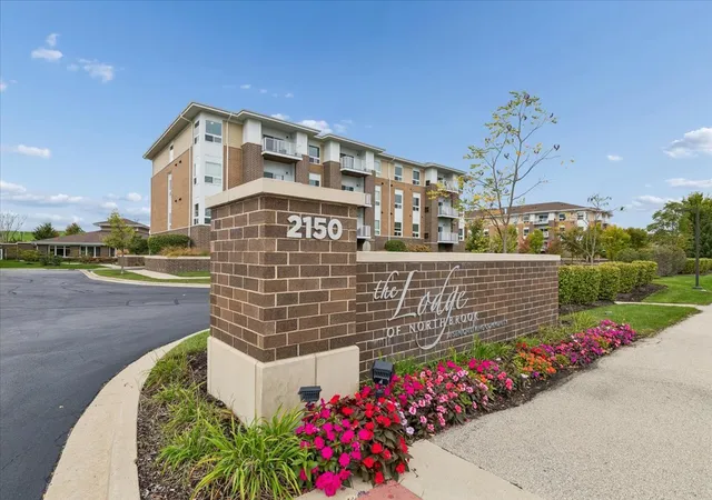 2150-founders-dr-343-northbrook-il-60062/hzid_a0f7a1c5