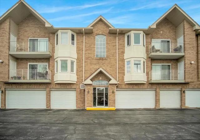 11480-s-magnolia-ln-101-alsip-il-60803/hzid_e86161c3