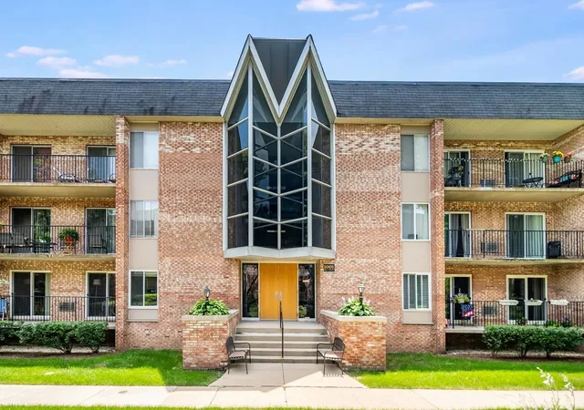 1001-n-mill-st-307-naperville-il-60563/hzid_c9c8941c