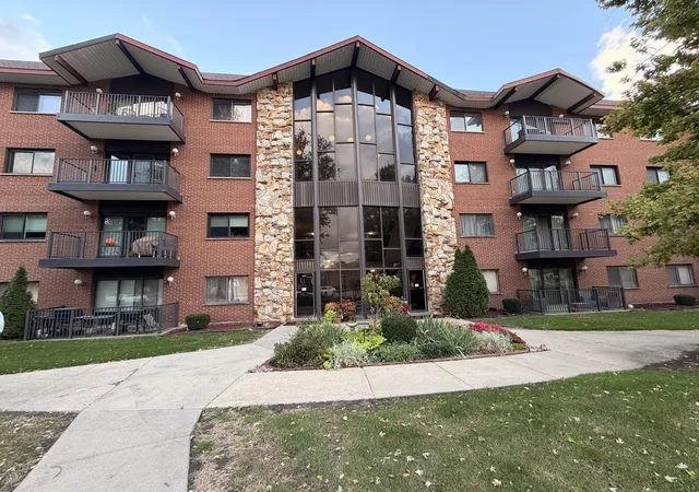 2301-183rd-street-104a-homewood-il-60430/hzid_8f1fed51