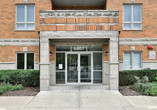6807-n-milwaukee-ave-302-niles-il-60714/hzid_fb64897d