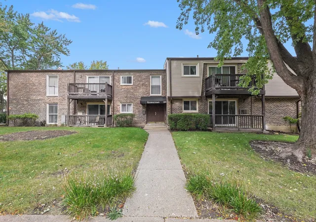 220-w-colfax-st-102-palatine-il-60067/hzid_d57951ad