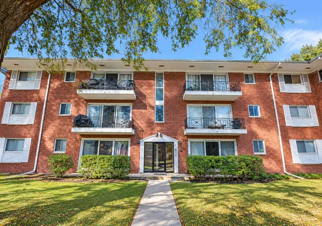 10117-old-orchard-ct-103-skokie-il-60076/hzid_b08a6150