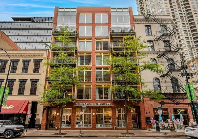 433-n-wells-st-201-chicago-il-60654/hzid_3c2a7538