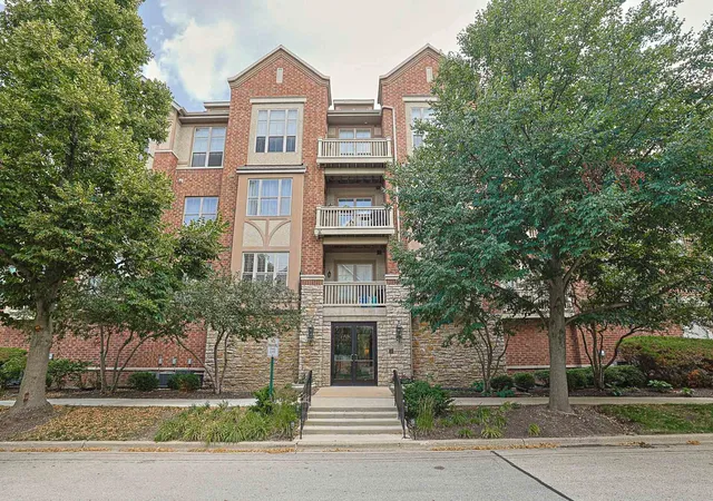 1739-tudor-ln-308-northbrook-il-60062/hzid_75abb447