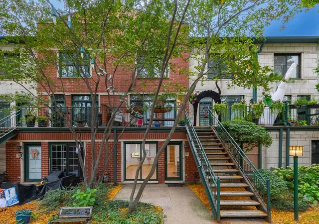 1812-s-dearborn-st-31-chicago-il-60616/hzid_e8d3cfe8