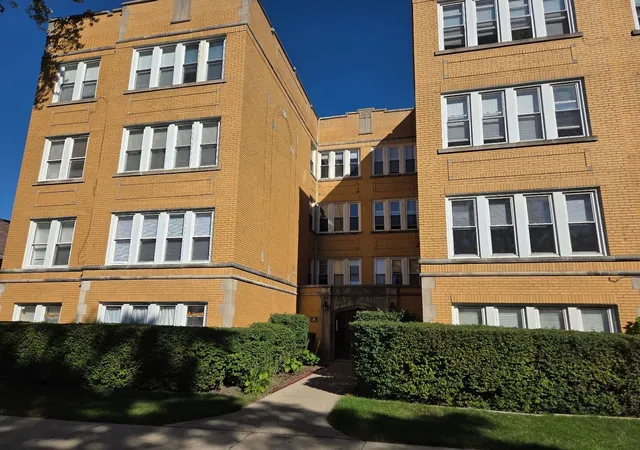6309-n-albany-ave-gb-chicago-il-60659/hzid_972c50cc