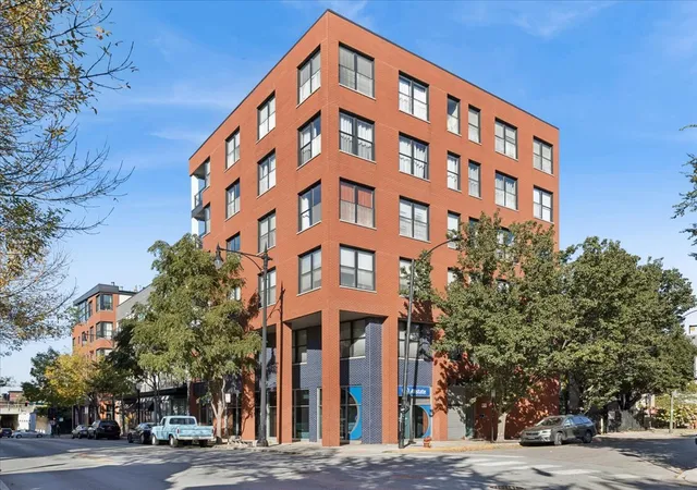 1621-s-halsted-st-402-chicago-il-60608/hzid_506541af
