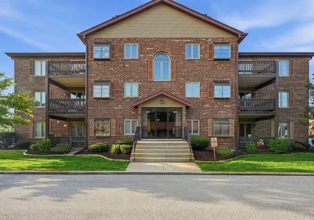 6419-oak-forest-ave-2s-tinley-park-il-60477/hzid_b274e5cd