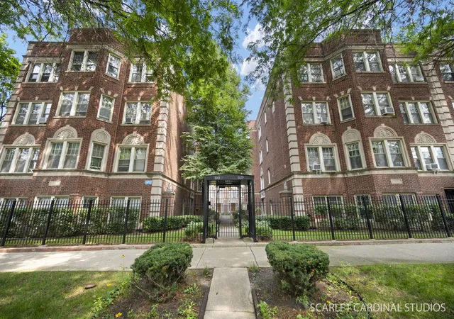 6137-n-hoyne-ave-2-chicago-il-60659/hzid_0893175b