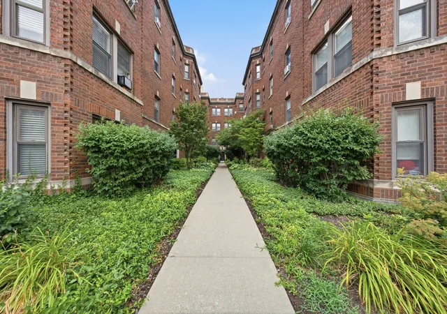 52-forest-ave-2n-riverside-il-60546/hzid_0a986c60