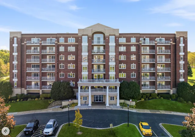 7061-w-touhy-ave-710-niles-il-60714/hzid_348b0c2f