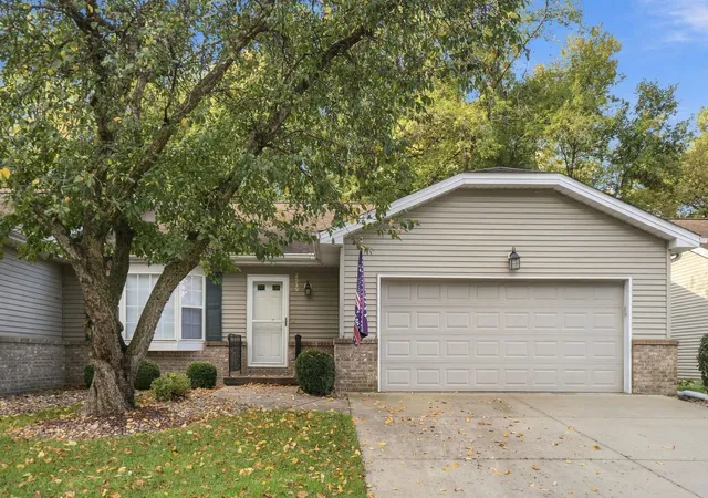 2529-1st-street-ct-0-moline-il-51265/hzid_678c9aff