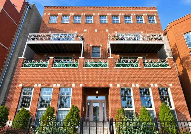 1652-w-augusta-blvd-3w-chicago-il-60622/hzid_056131f7
