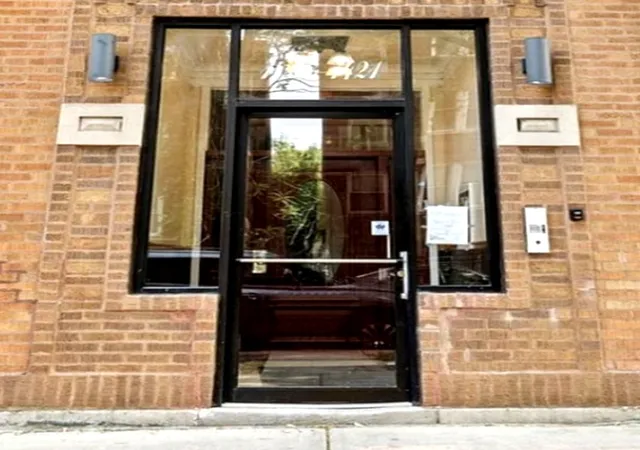 1419-e-68th-street-3-chicago-il-60637/hzid_f534a3cd