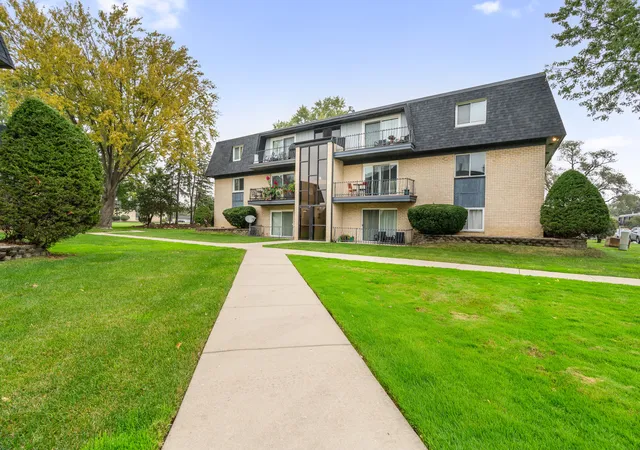 11128-s-84th-avenue-2b-palos-hills-il-60465/hzid_e56cd143