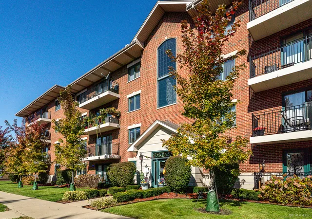 3730-w-111th-street-202-chicago-il-60655/hzid_c9a383bb