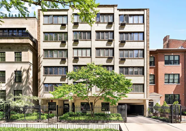 1419-n-state-pkwy-605-chicago-il-60610/hzid_8f3b9e0b