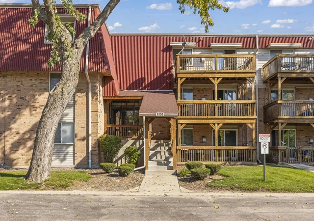 1850-tall-oaks-dr-1201-aurora-il-60505/hzid_6d85ccb2
