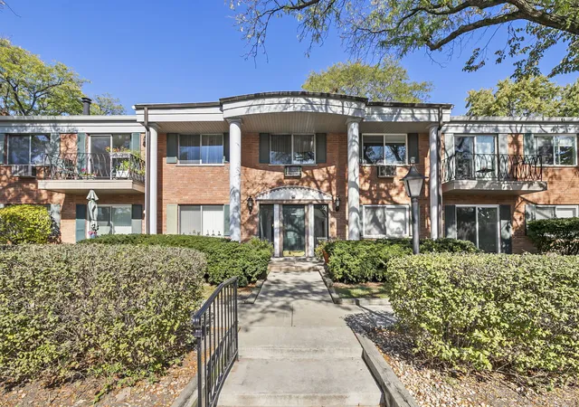 2311-s-goebbert-rd-b103-arlington-heights-il-60005/hzid_f221e56e