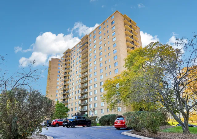 7033-n-kedzie-ave-1704-chicago-il-60645/hzid_9c25e830