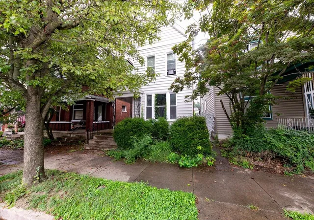 2009-greenup-st-covington-ky-41014/hzid_d6023a05