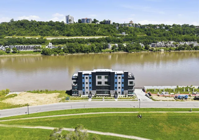 745-manhattan-blvd-303-dayton-ky-41074/hzid_83a43c7b