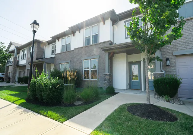 1039-maggies-way-florence-ky-41042/hzid_d4662f70