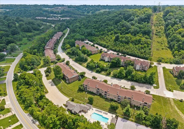 70-view-terrace-dr-2-southgate-ky-41071/hzid_5c5a9048