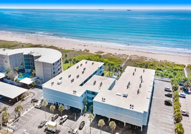 4800-n-ocean-beach-blvd-304-cocoa-beach-fl-32931/hzid_8ab30ea5