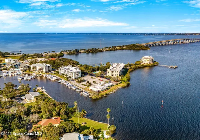 2220-front-st-404-melbourne-fl-32901/hzid_427f5b77
