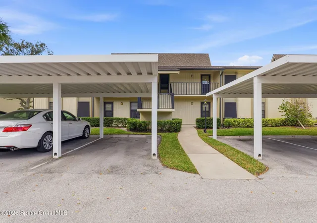 35-plantation-dr-201-vero-beach-fl-32966/hzid_1c519780