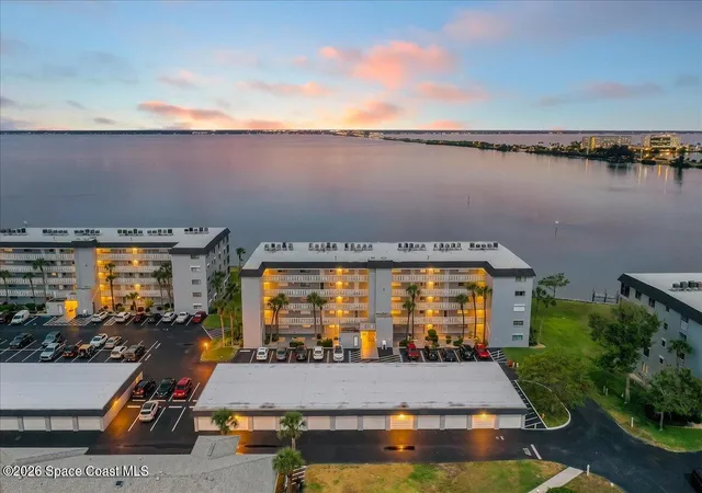 3799-s-banana-river-blvd-905-cocoa-beach-fl-32931/hzid_cc74b0a3