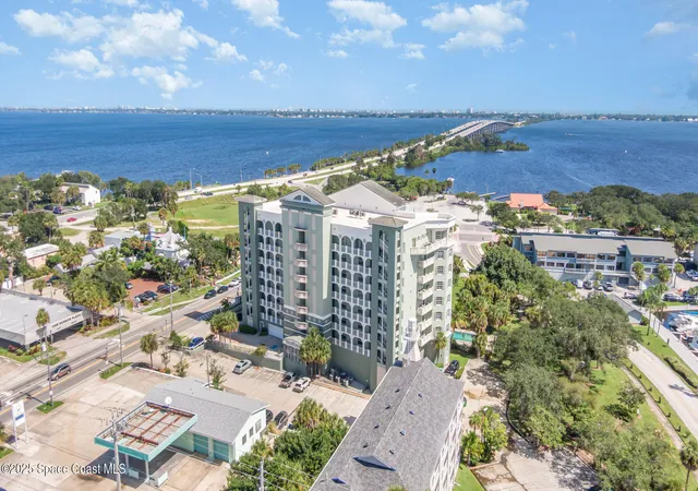 1211-e-new-hvn-ave-402-melbourne-fl-32901/hzid_393e3dc5