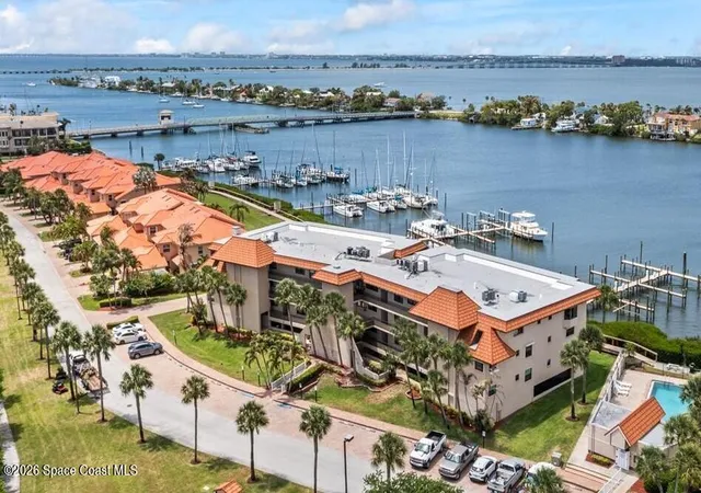 18-marina-isles-blvd-104-indian-harbour-beach-fl-32937/hzid_dbbe1b6e