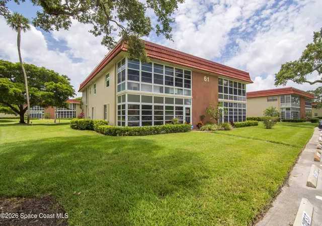 61-woodland-dr-106-vero-beach-fl-32962/hzid_80ff35b2