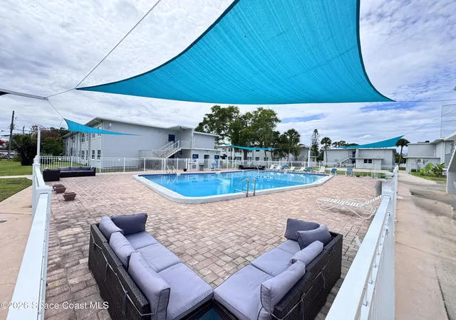 205-buccaneer-ave-c1-104-merritt-island-fl-32952/hzid_f5f0ce9c